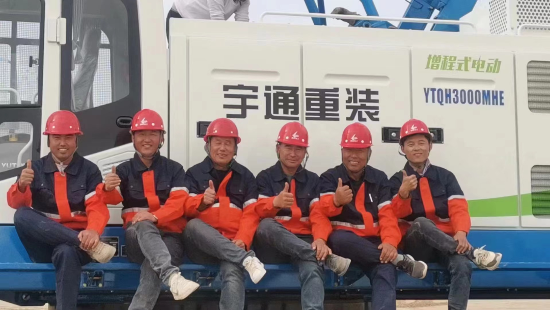 “五一他們依然在崗，服務很周到，我們很安心。”